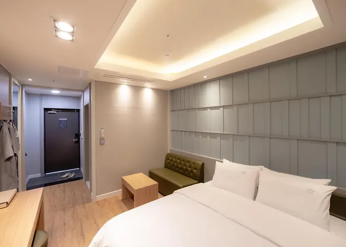 Lin Motel